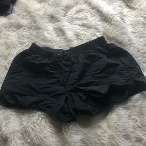 Black active shorts